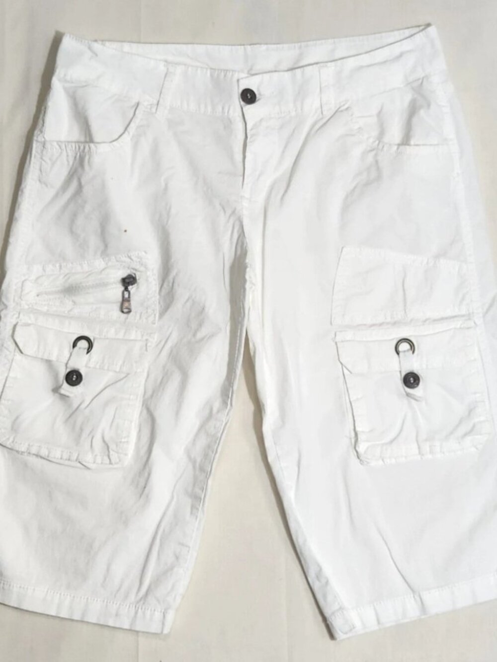 Natural Cuba women Cargo Shorts White Size 13/14 Cotton Spandex Button Pockets